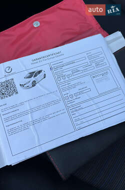 Хэтчбек Nissan Leaf 2019 в 