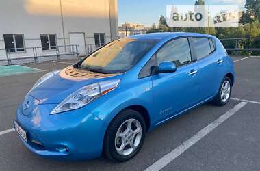 Хетчбек Nissan Leaf 2012 в Києві