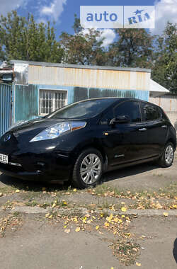 Хэтчбек Nissan Leaf 2013 в Запорожье