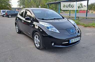 Хэтчбек Nissan Leaf 2013 в Костополе