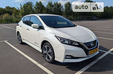 Хэтчбек Nissan Leaf 2019 в Виннице