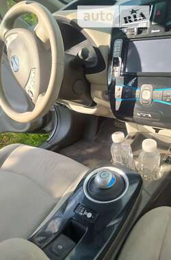 Хэтчбек Nissan Leaf 2012 в Львове