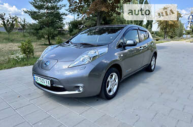 Хэтчбек Nissan Leaf 2015 в Виннице