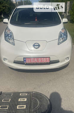 Хэтчбек Nissan Leaf 2014 в Луцке