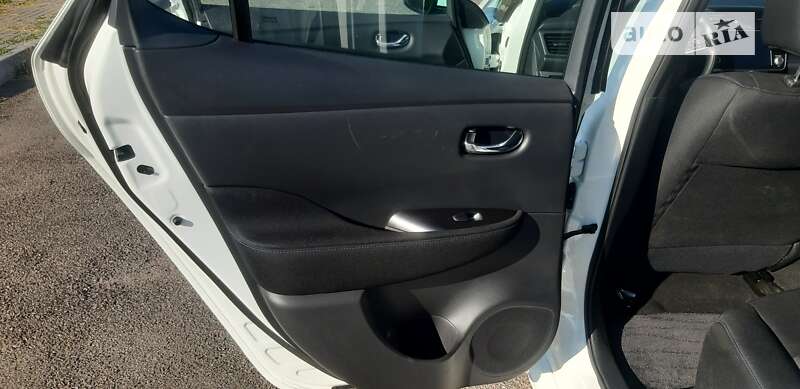 Хэтчбек Nissan Leaf 2023 в Черкассах фото 8 Хэтчбек Nissan Leaf 2023 в Черкассах