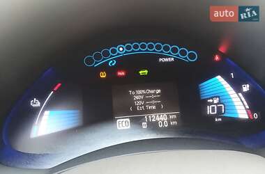 Хэтчбек Nissan Leaf 2012 в 