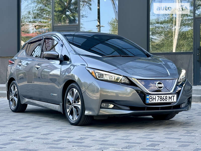 Хетчбек Nissan Leaf 2019 в Одесі