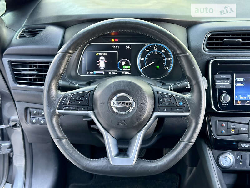 Хетчбек Nissan Leaf 2019 в Одесі