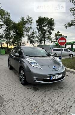 Хетчбек Nissan Leaf 2014 в Чернівцях