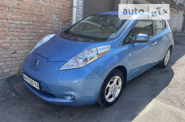 Хетчбек Nissan Leaf 2014 в Києві