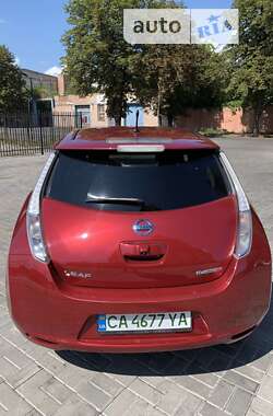 Хетчбек Nissan Leaf 2014 в Черкасах