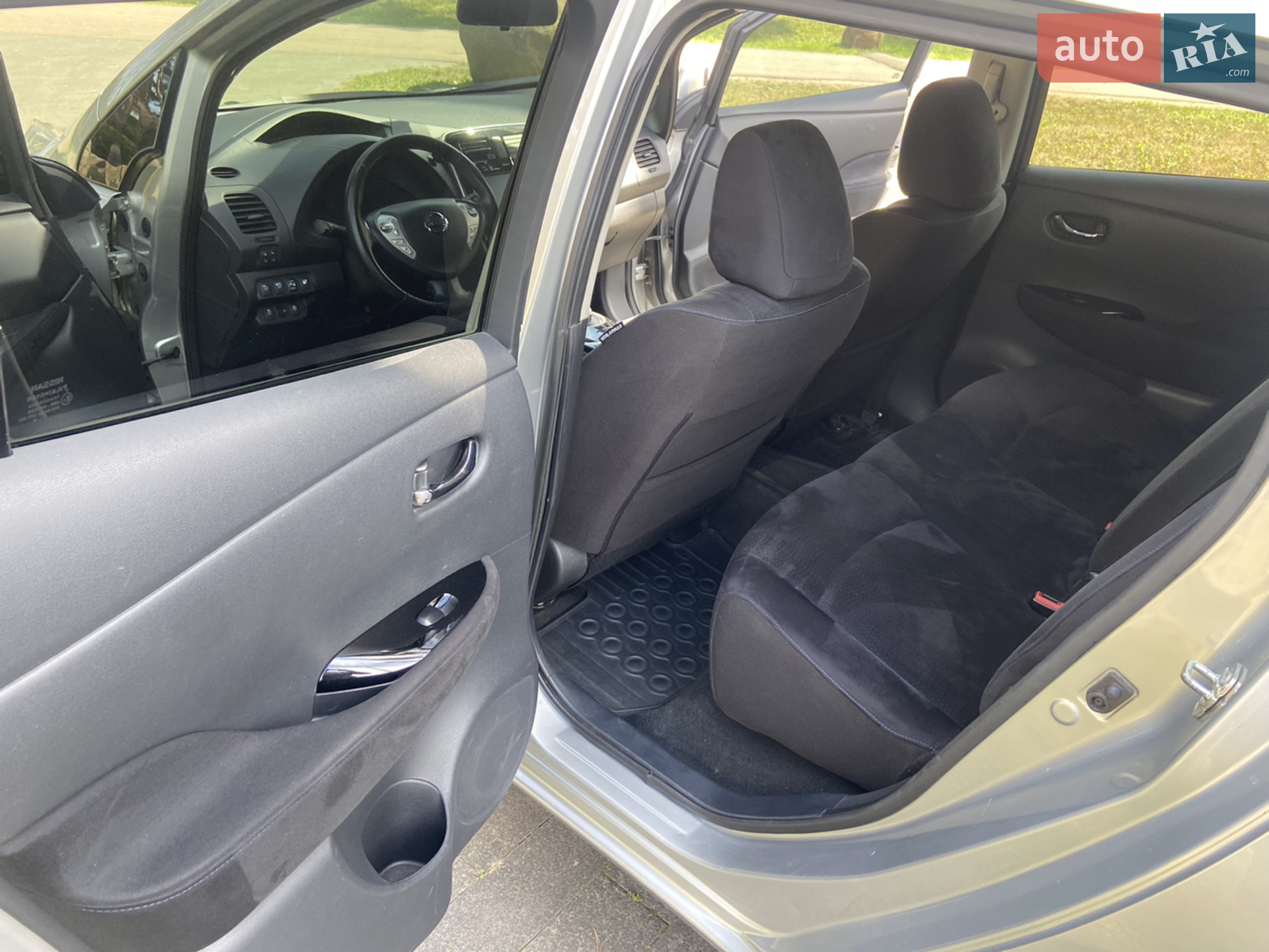 2014 Nissan Leaf - мініатюра 27