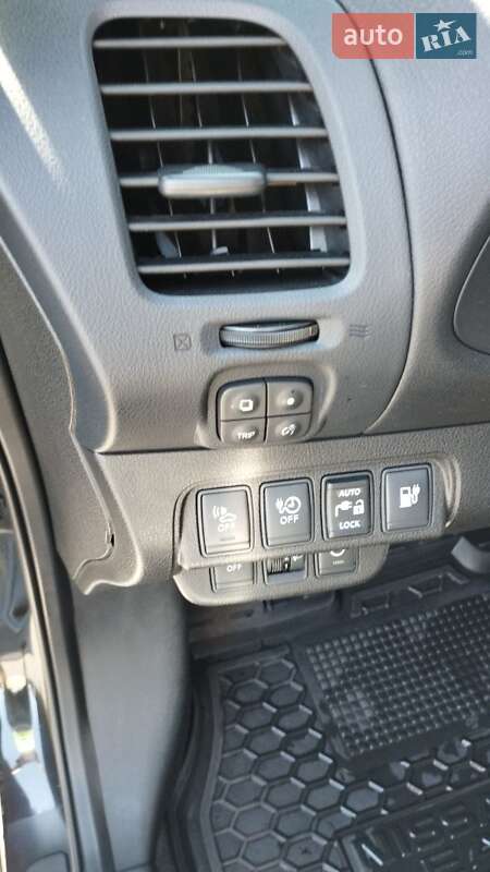 Хетчбек Nissan Leaf 2014 в Тальному фото 8 Хетчбек Nissan Leaf 2014 в Тальному