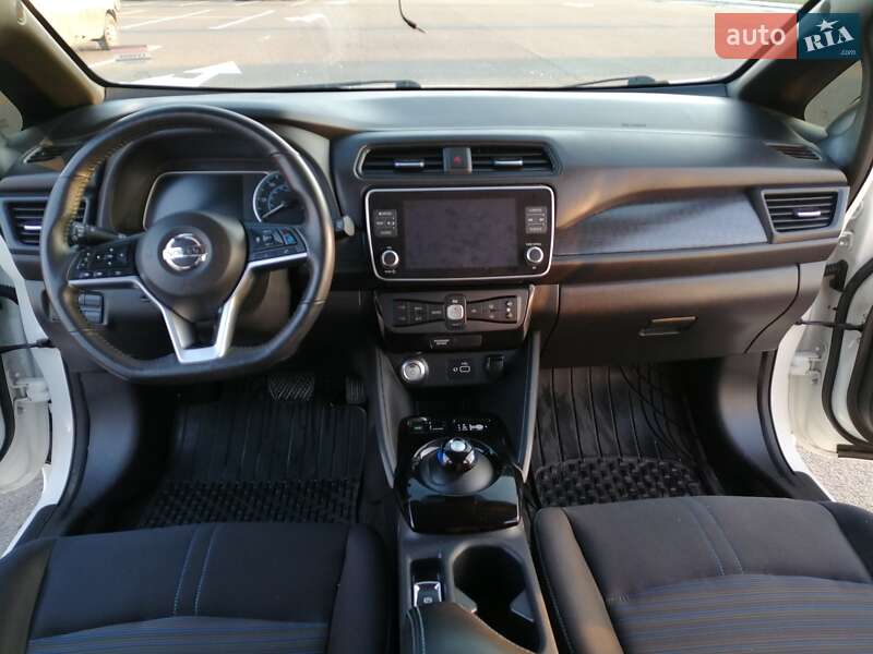 Хэтчбек Nissan Leaf 2019 в Луцке