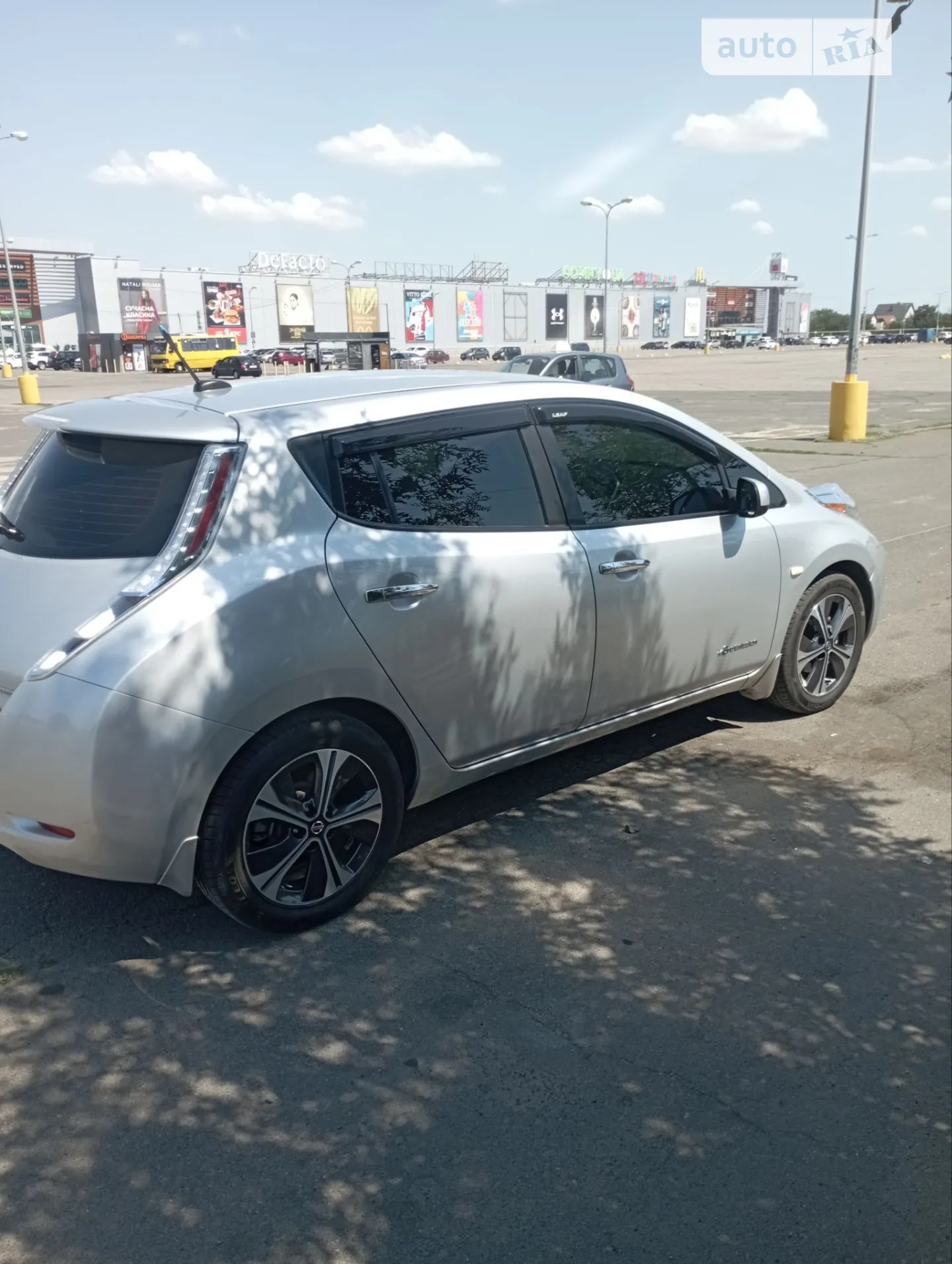 2013 Nissan Leaf - мініатюра 6