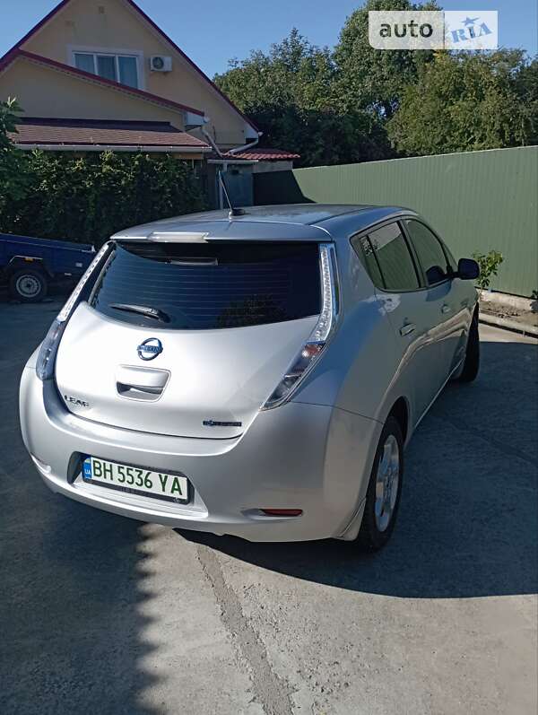 Хетчбек Nissan Leaf 2013 в Одесі фото 13 Хетчбек Nissan Leaf 2013 в Одесі
