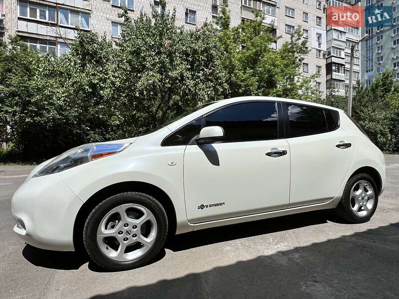 Хетчбек Nissan Leaf 2011 в Харкові