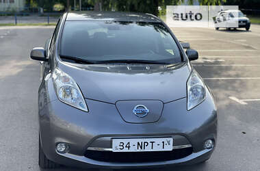 Хетчбек Nissan Leaf 2015 в Києві