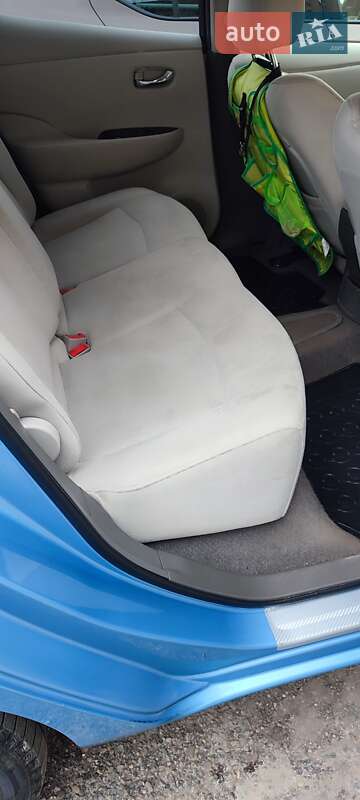 Хэтчбек Nissan Leaf 2012 в Дрогобыче