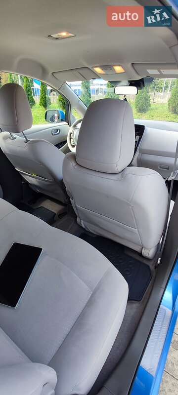 Хэтчбек Nissan Leaf 2012 в Дрогобыче