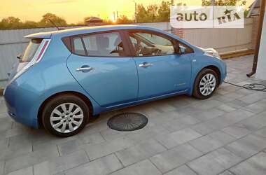 Хэтчбек Nissan Leaf 2014 в Виннице