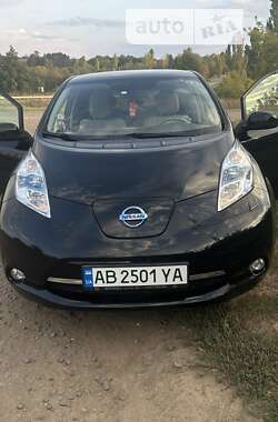 Хэтчбек Nissan Leaf 2012 в Тульчине