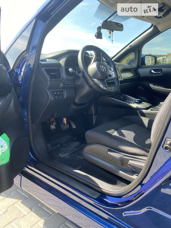 Хетчбек Nissan Leaf 2018 в Львові