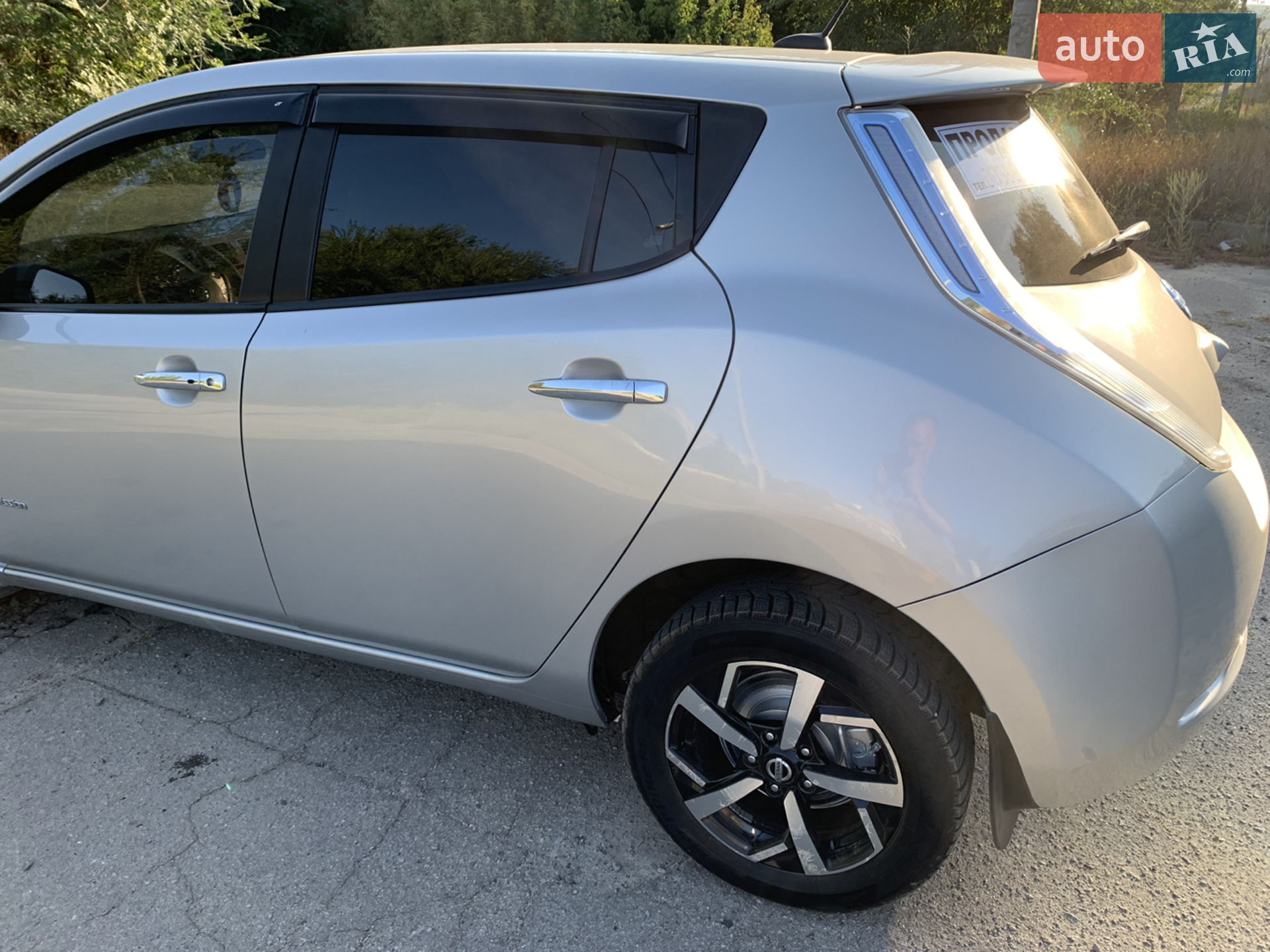 2015 Nissan Leaf - мініатюра 4