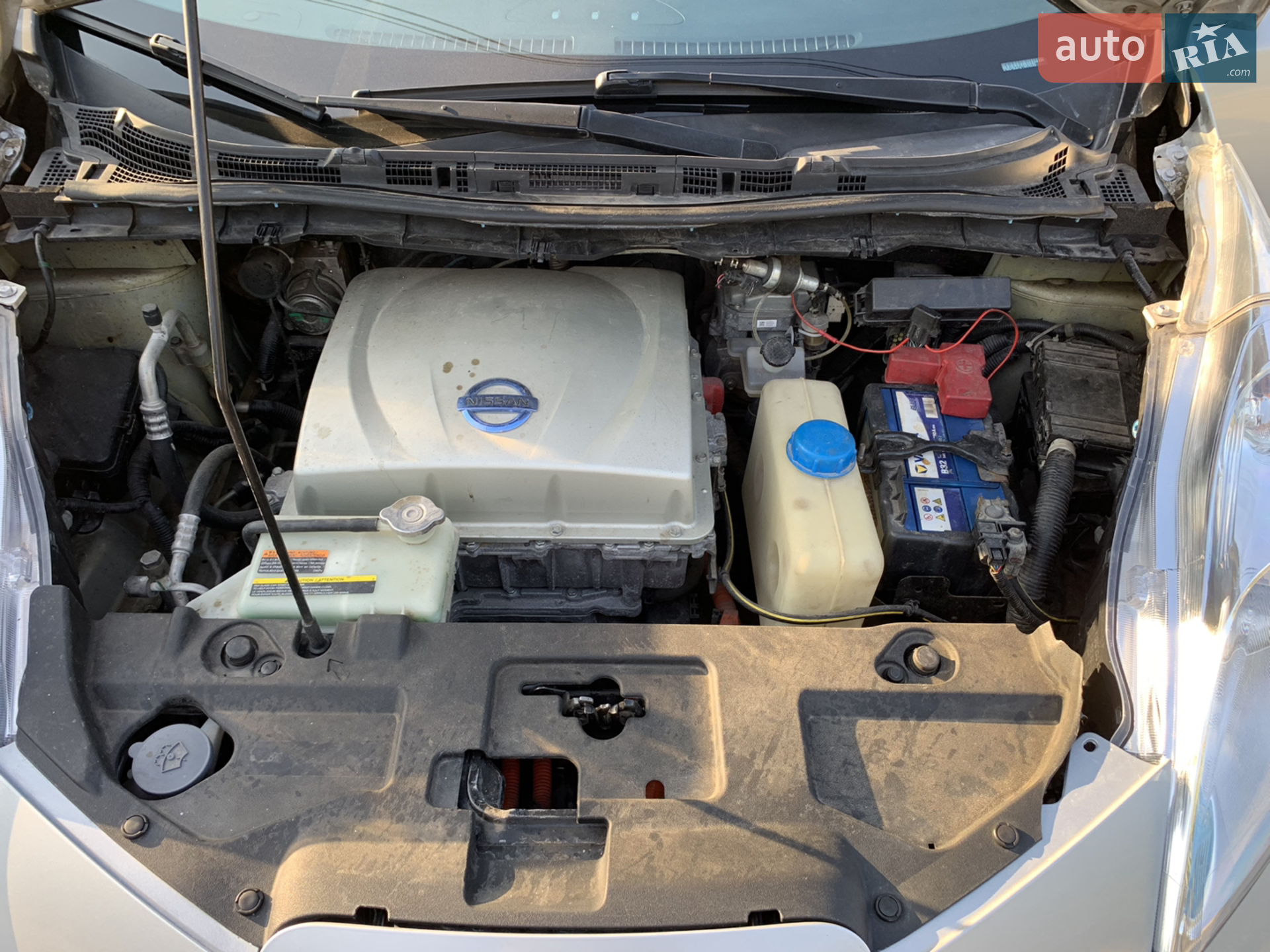 2015 Nissan Leaf - мініатюра 16