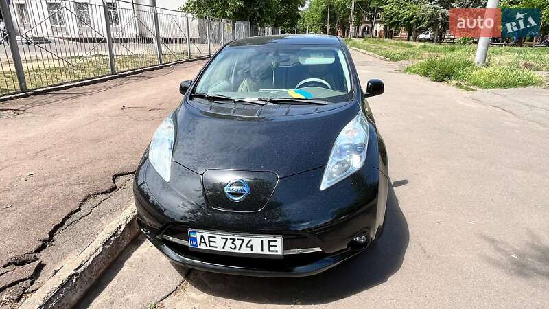 Nissan Leaf 2014