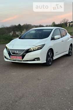 Хетчбек Nissan Leaf 2019 в Долині