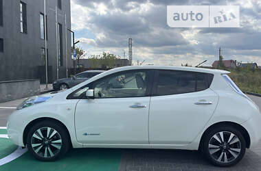 Хэтчбек Nissan Leaf 2012 в Луцке