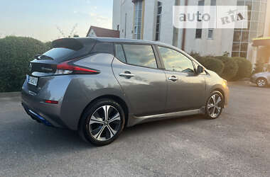 Хэтчбек Nissan Leaf 2022 в Тернополе