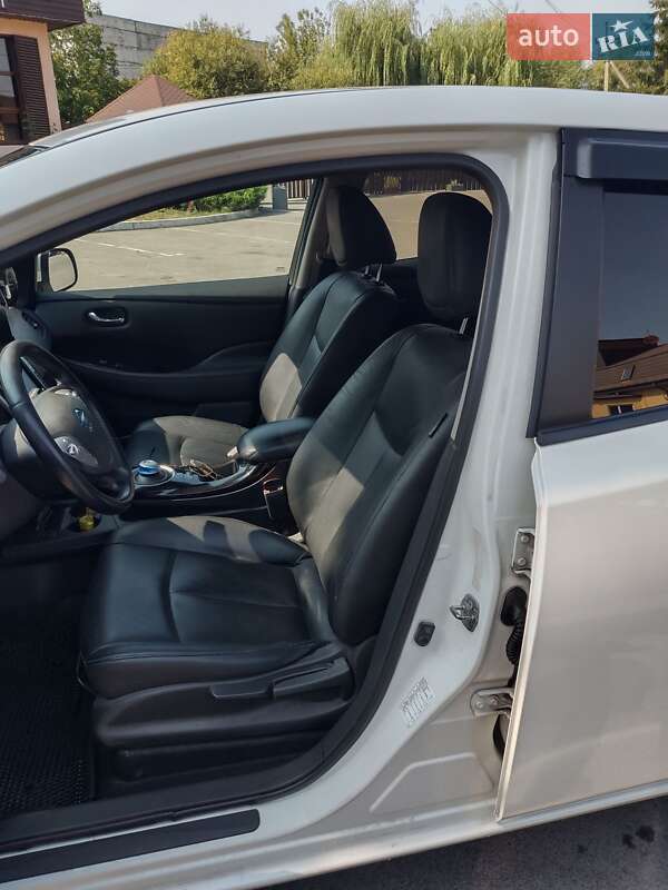 Хетчбек Nissan Leaf 2014 в Вінниці