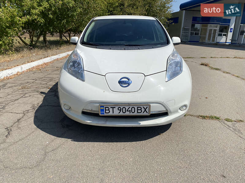 Хетчбек Nissan Leaf 2015 в Херсоні фото 18 Хетчбек Nissan Leaf 2015 в Херсоні