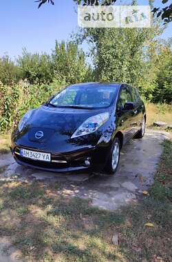 Хэтчбек Nissan Leaf 2012 в Житомире