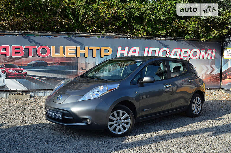 Хэтчбек Nissan Leaf 2014 в Киеве