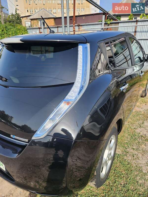 Хэтчбек Nissan Leaf 2014 в Черкассах