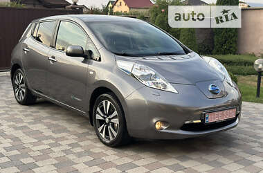 Хэтчбек Nissan Leaf 2016 в Ивано-Франковске