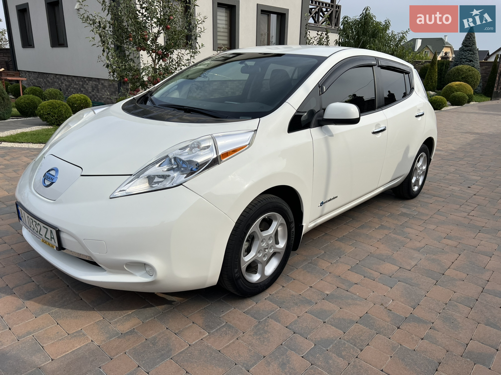 2017 Nissan Leaf - мініатюра 28