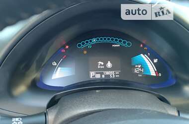 Хэтчбек Nissan Leaf 2015 в 