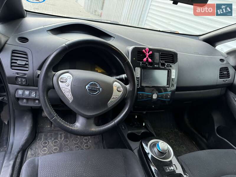 Хэтчбек Nissan Leaf 2017 в Харькове