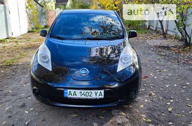 Хэтчбек Nissan Leaf 2013 в Боярке