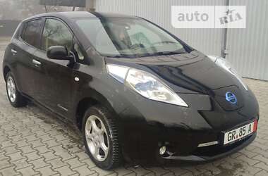 Хэтчбек Nissan Leaf 2012 в Косове