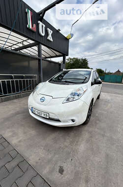 Хэтчбек Nissan Leaf 2011 в Кривом Роге