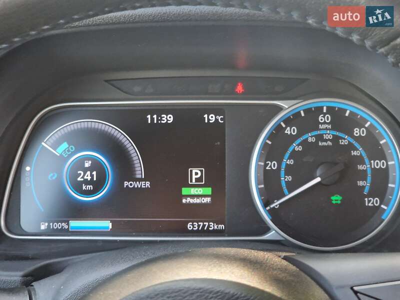 Хэтчбек Nissan Leaf 2018 в Виннице