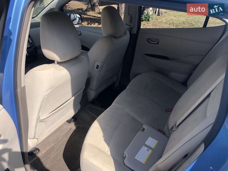 Хетчбек Nissan Leaf 2012 в Стрию фото 7 Хетчбек Nissan Leaf 2012 в Стрию