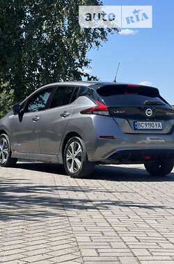 Хетчбек Nissan Leaf 2020 в Дрогобичі