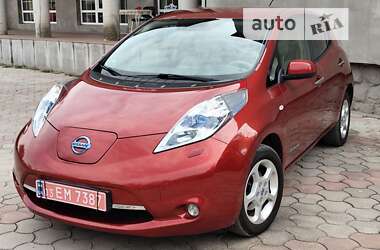 Хэтчбек Nissan Leaf 2012 в Кельменцах