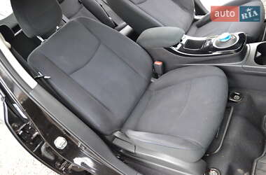 Хэтчбек Nissan Leaf 2014 в 